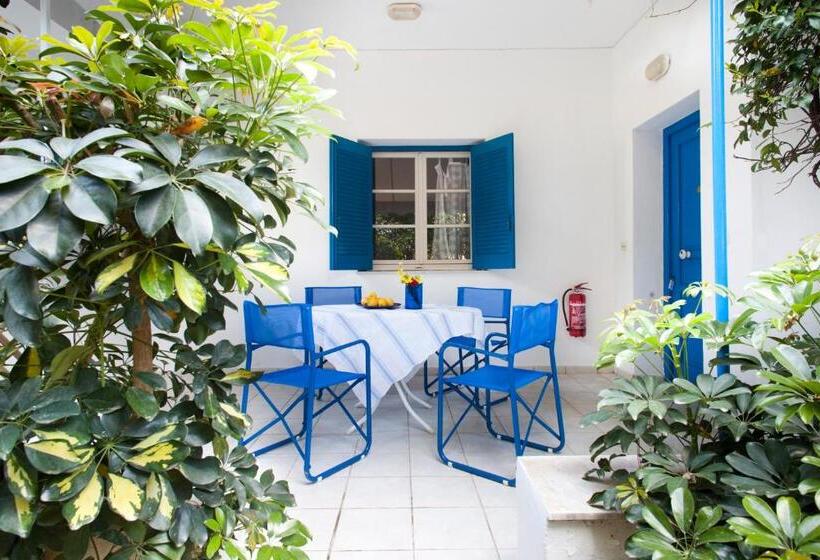 Daphne S Club Hotel Apartments