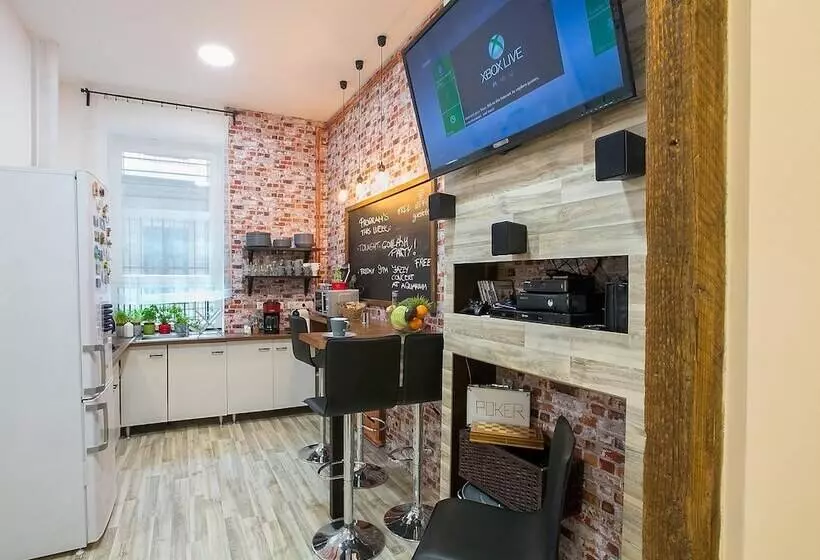 Friends Hostel & Apartments