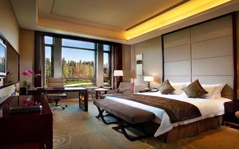 Отель Crowne Plaza Ordos By Ihg