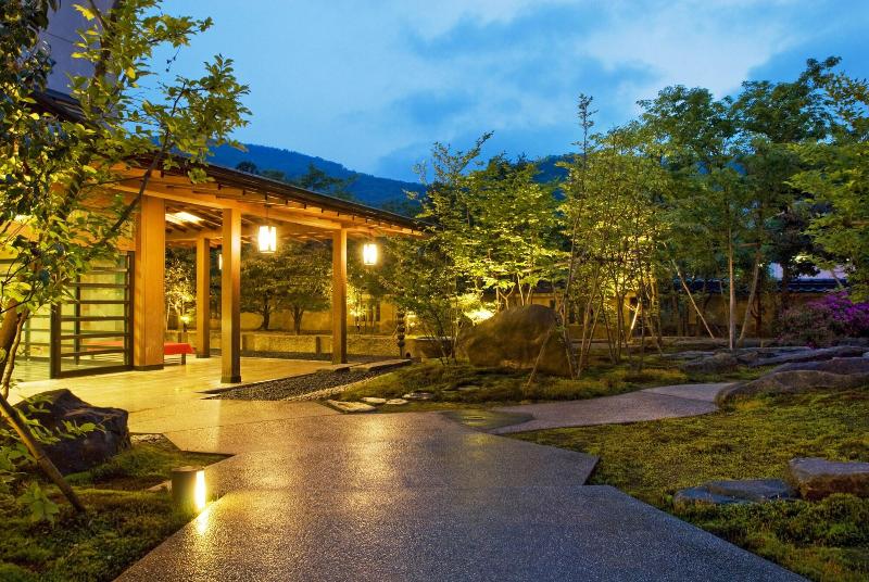 בית מלון כפרי Hanamurasaki