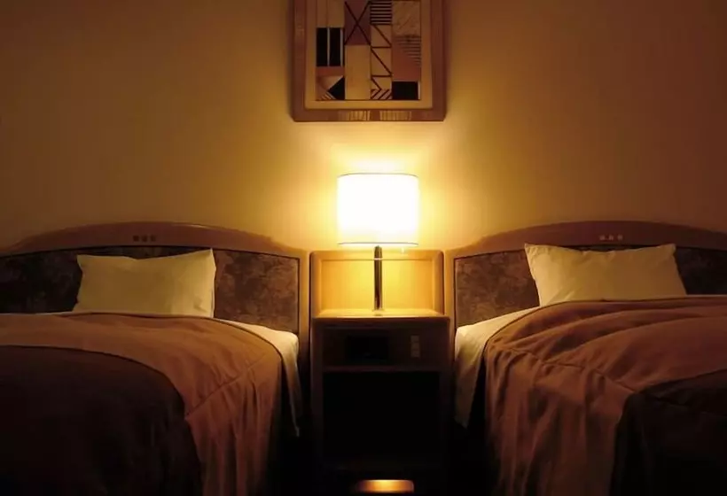 فندق Hirosaki Plaza