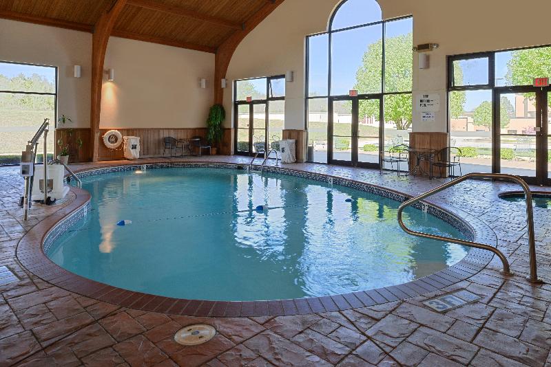 Holiday Inn Express Hotel & Suites Harrison By Ihg