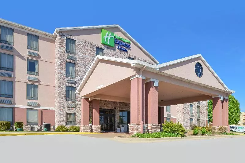Holiday Inn Express Hotel & Suites Harrison By Ihg
