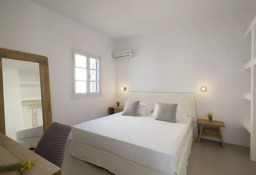 هتل Kouros Village