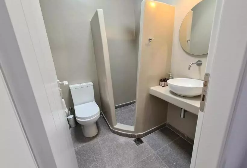 هتل Kouros Village