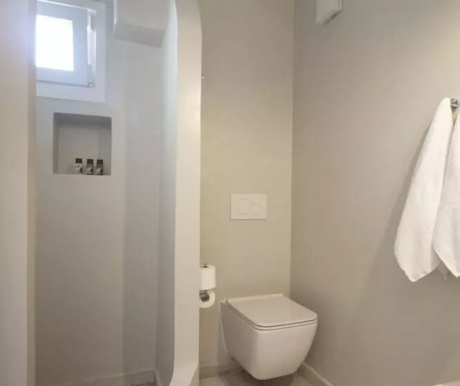 هتل Kouros Village