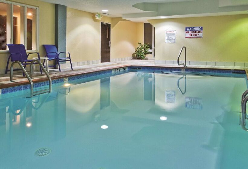 酒店 La Quinta Inn & Suites By Wyndham Hot Springs