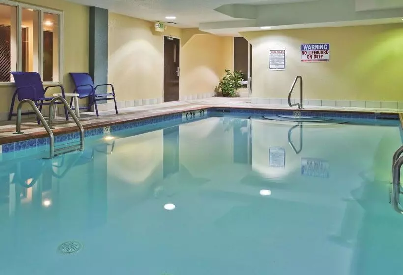 호텔 La Quinta Inn & Suites By Wyndham Hot Springs