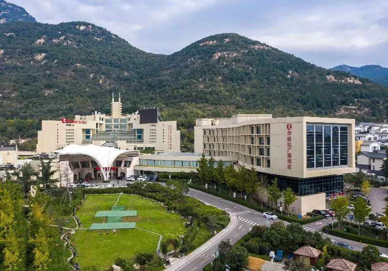 Szálloda Ramada Plaza Taian