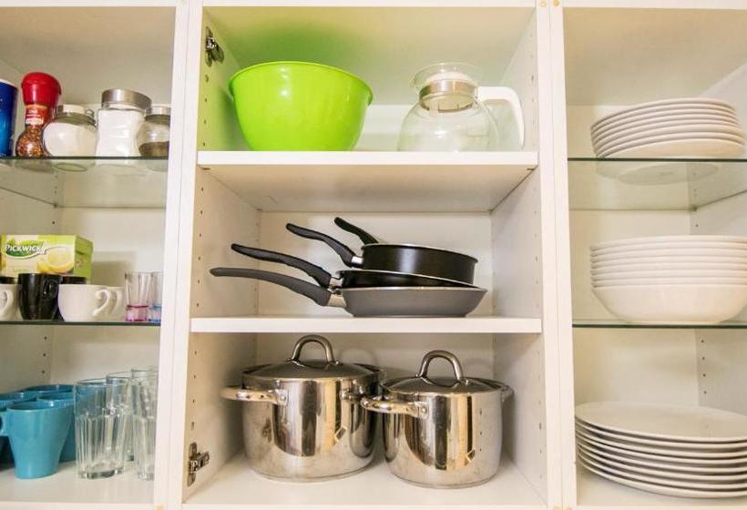 Interflat Hostel & Apartments