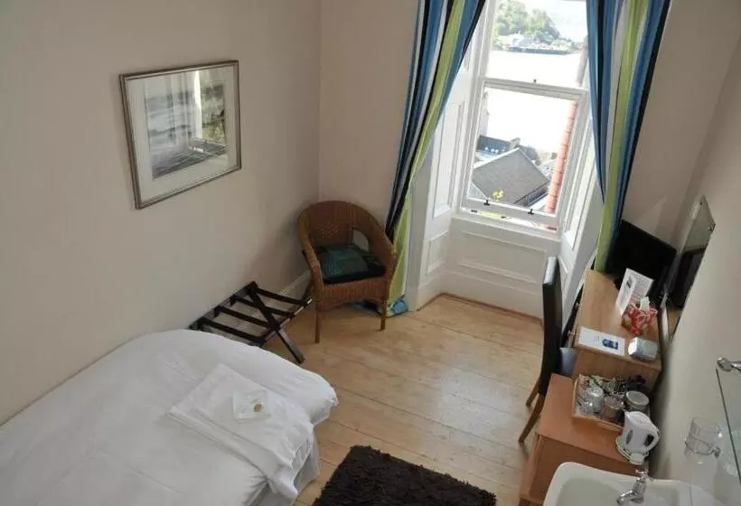 Invercloy Guest House