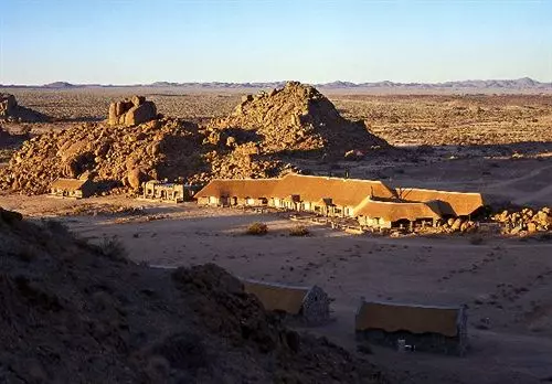 تختخواب و صبحانه Canon Village