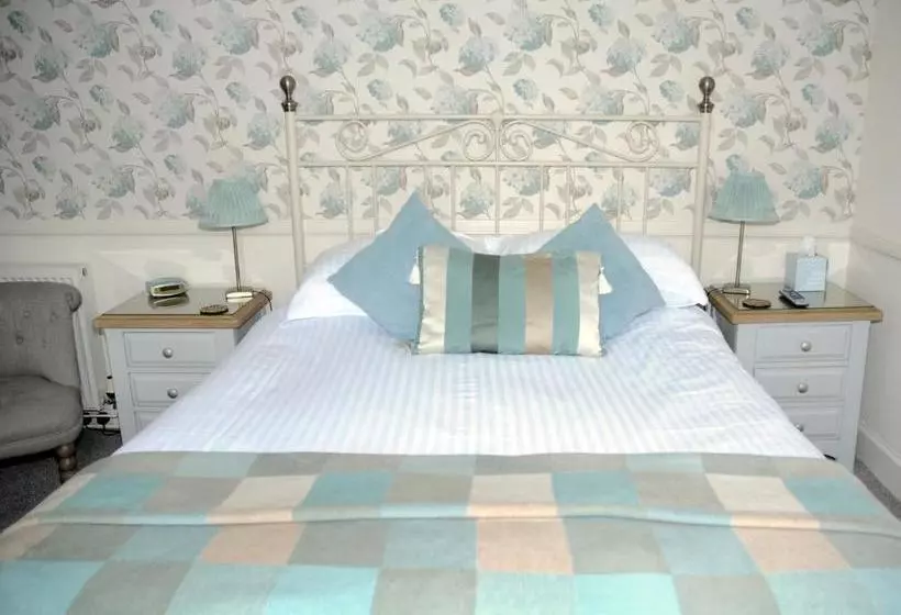 تختخواب و صبحانه Douglas House