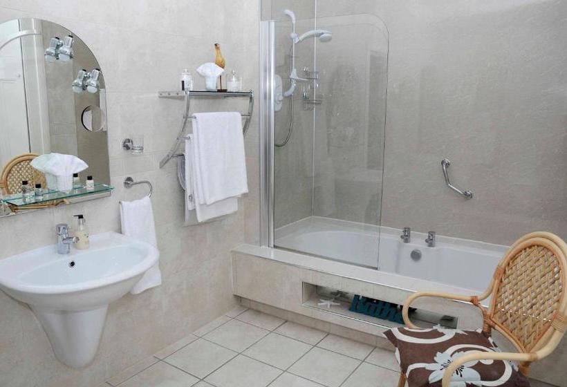 Bed & Breakfast Douglas House