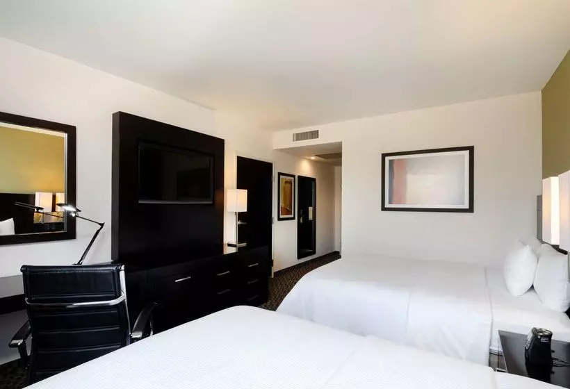 Doubletree By Hilton Hotel Queretaro