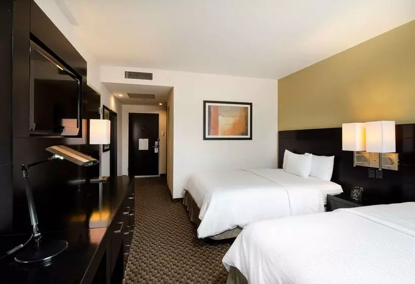 Doubletree By Hilton Hotel Queretaro