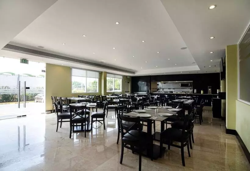 Doubletree By Hilton Hotel Queretaro