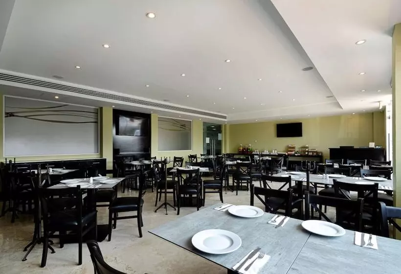 Doubletree By Hilton Hotel Queretaro