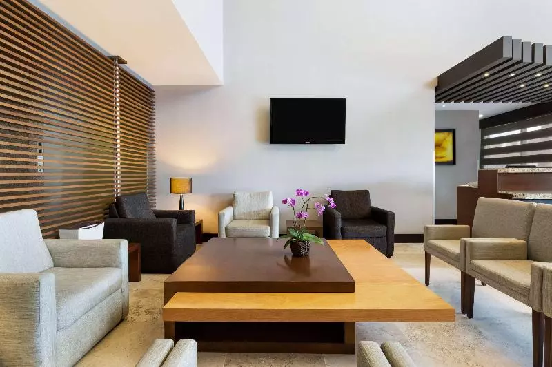 Doubletree By Hilton Hotel Queretaro