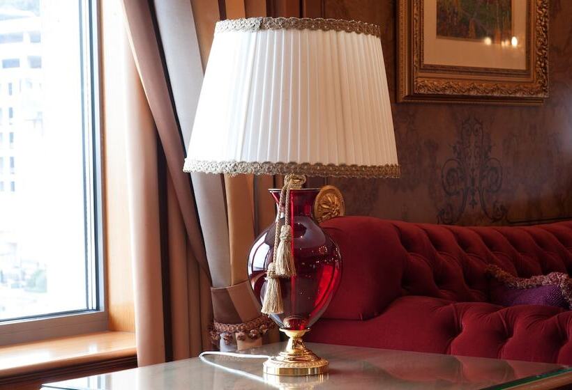 Fairmont Grand Hotel Kyiv