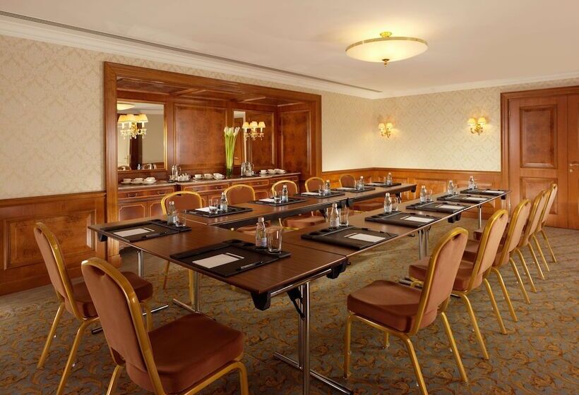 Fairmont Grand Hotel Kyiv