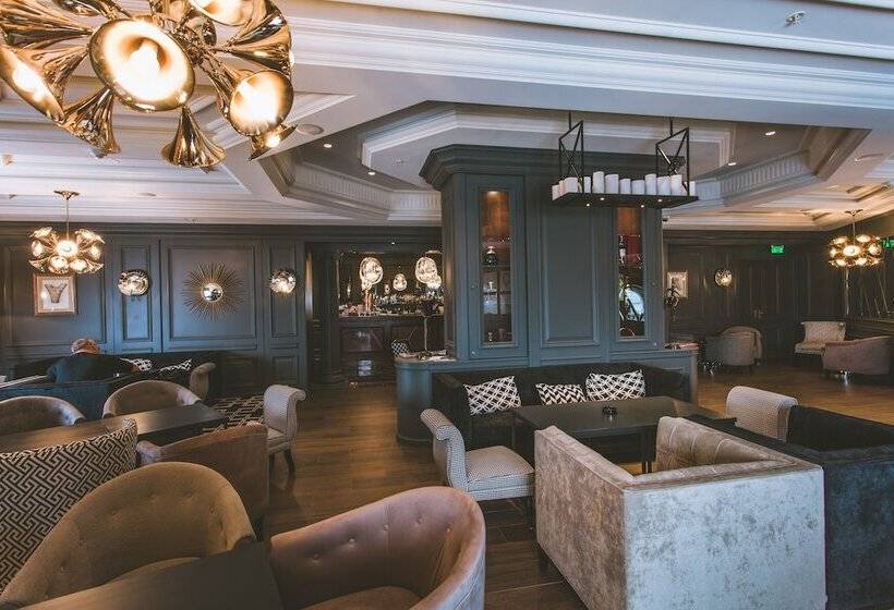 Fairmont Grand Hotel Kyiv