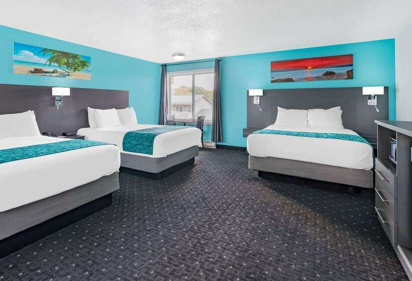 ホテル Howard Johnson By Wyndham Gananoque