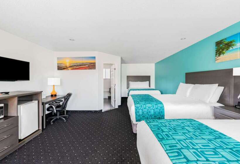 ホテル Howard Johnson By Wyndham Gananoque