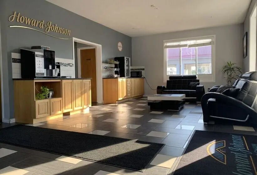 ホテル Howard Johnson by Wyndham Gananoque