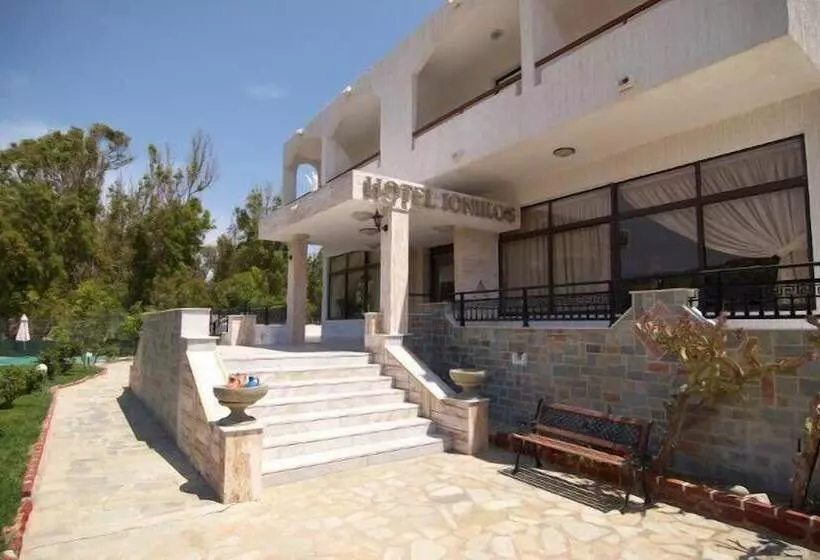 Отель Ionikos