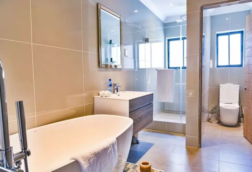 فندق Kwantu Private Game Reserve