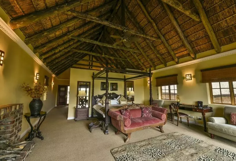 فندق Kwantu Private Game Reserve