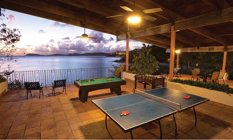 هتل Limetree Beach Resort By Club Wyndham