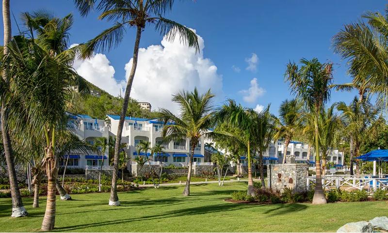 هتل Limetree Beach Resort By Club Wyndham