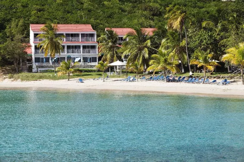 هتل Limetree Beach Resort By Club Wyndham