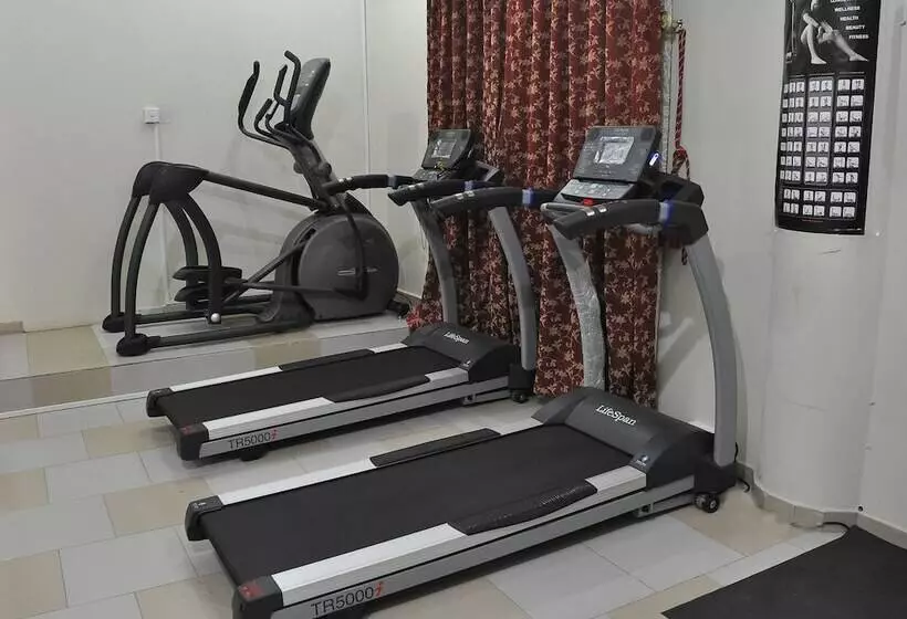 Hotel Oscarpak Royal