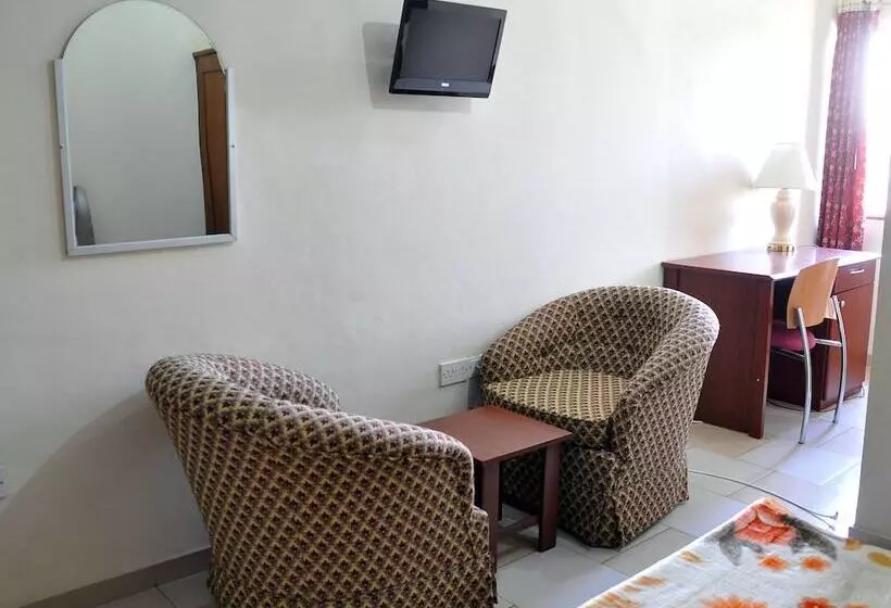 Hotel Oscarpak Royal