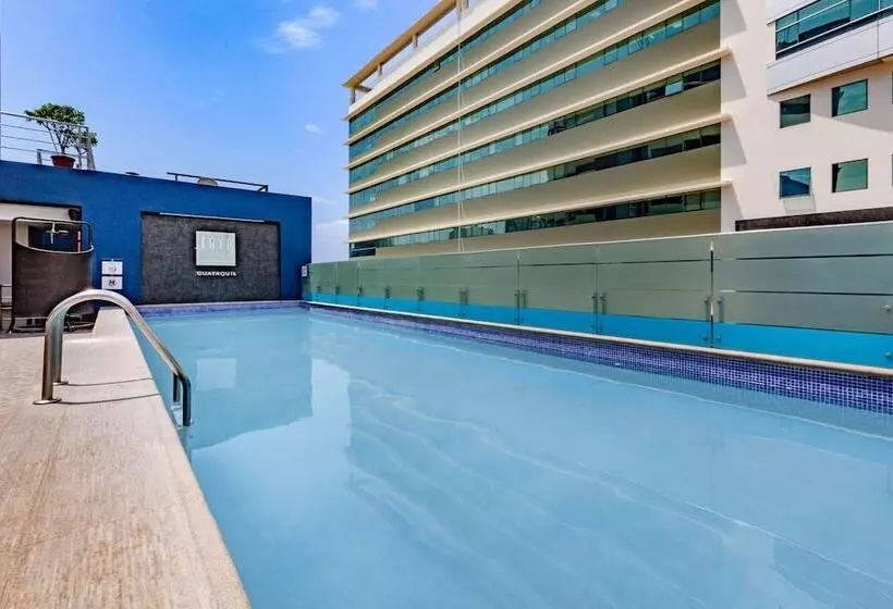 Отель Tryp By Wyndham Guayaquil Airport