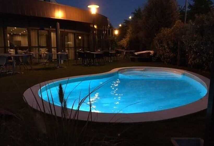 Le Colisée Hotel & Spa Nantes Saint Herblain