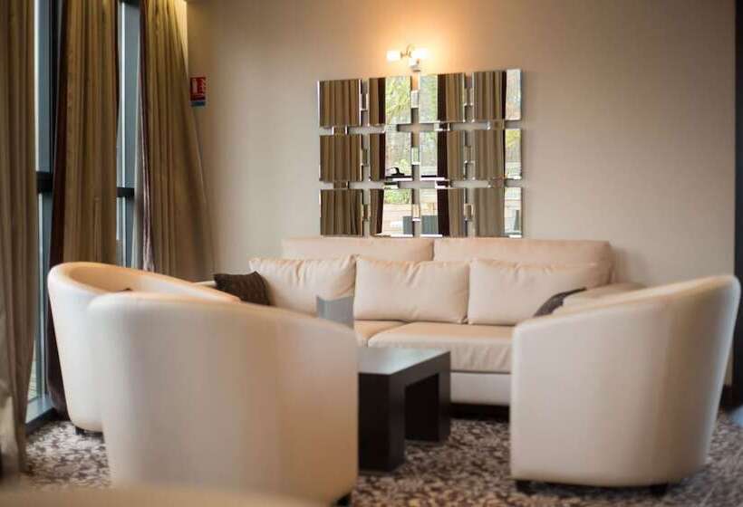 Le Colisée Hotel & Spa Nantes Saint Herblain