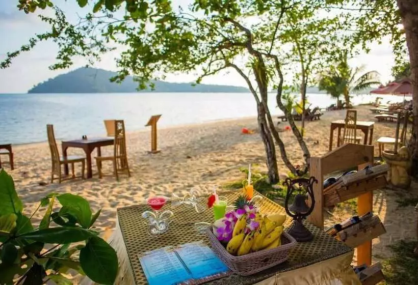 Chivapuri Beach Resort