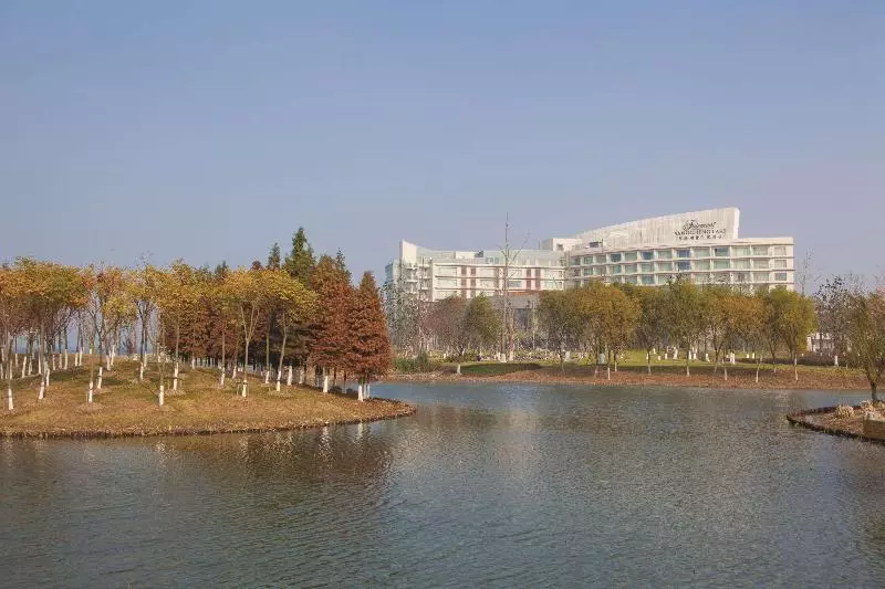 Отель Fairmont Yangcheng Lake