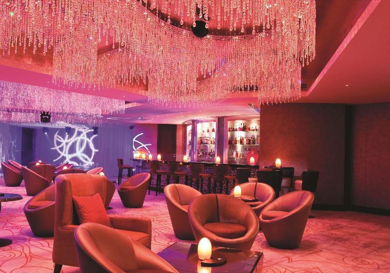 Отель Fairmont Yangcheng Lake