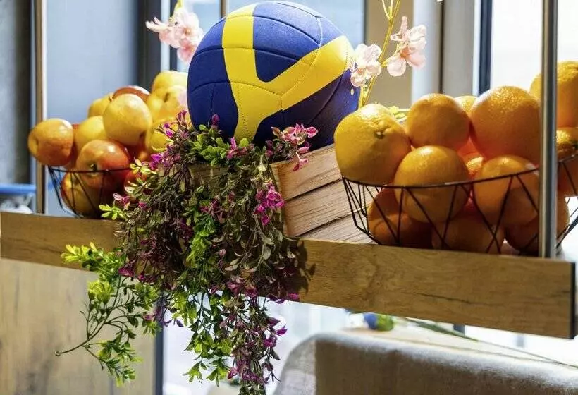 هتل Ibis Budget Porte D'Orleans