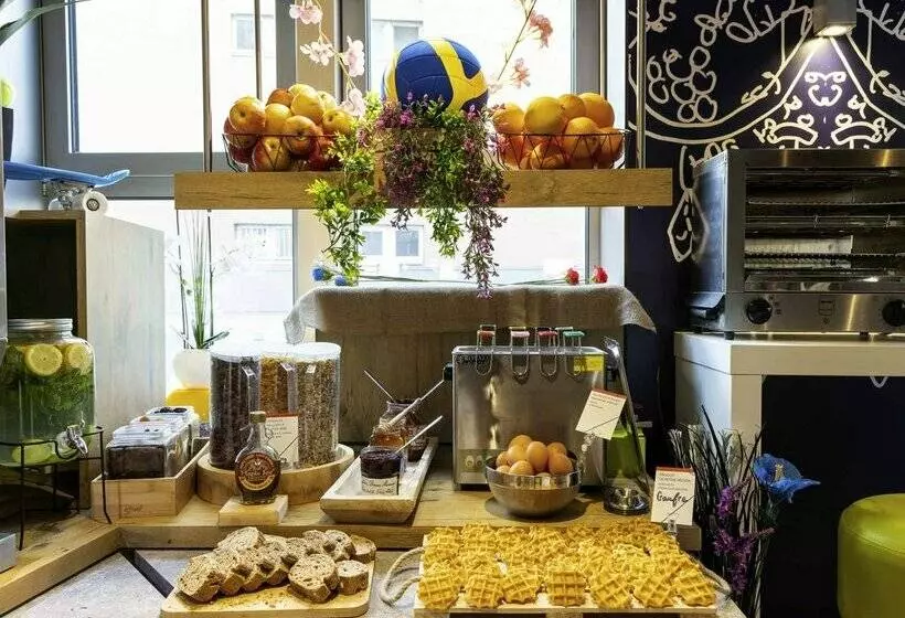 هتل Ibis Budget Porte D'Orleans