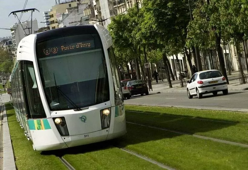 هتل Ibis Budget Porte D'Orleans