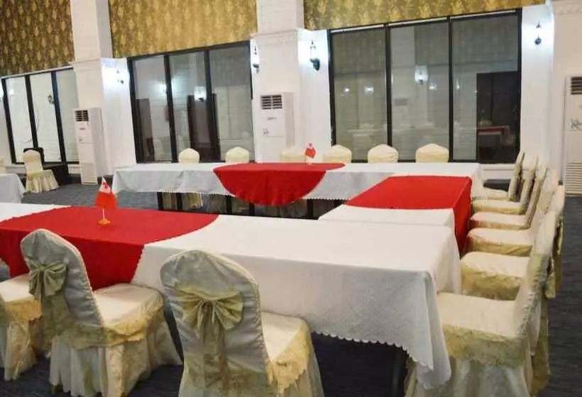 هتل Loumaile Lodge