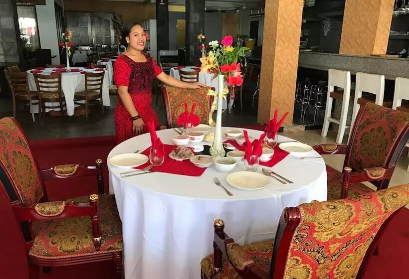 هتل Loumaile Lodge