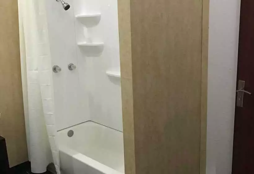 هتل Loumaile Lodge