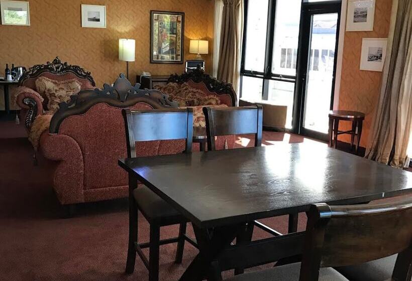 Hotel Loumaile Lodge